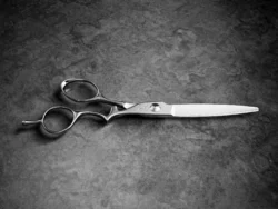 HH11 Tsuku - 5.5 Inches Hair Shears- Wet Cutting Blade with 20 Degree Offset Handle