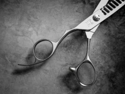 HH13LT Hanashi Aru - 14 Teeth Texturizing Shears - Ergonomically Offset Handle