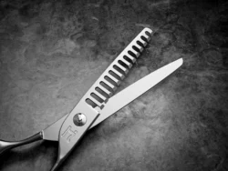 HH22T1 Tenshi - 14 Teeth - Permanent Figner Rest - Screw-in Bumper - Dry Cutting Shears