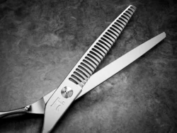 HH8T Talon Texturizer - 7.0 Inches (28 Teeth) - Perfect Debulking Shears for Colorists