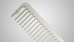Hanzo Large Wide Tooth Cutting Comb