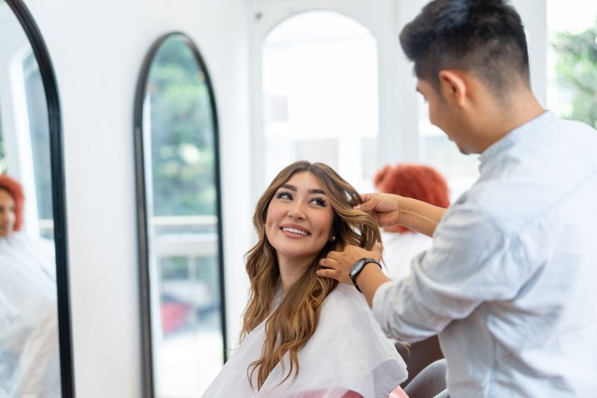 Master Cutting the Lob Haircut With This Simple Guide