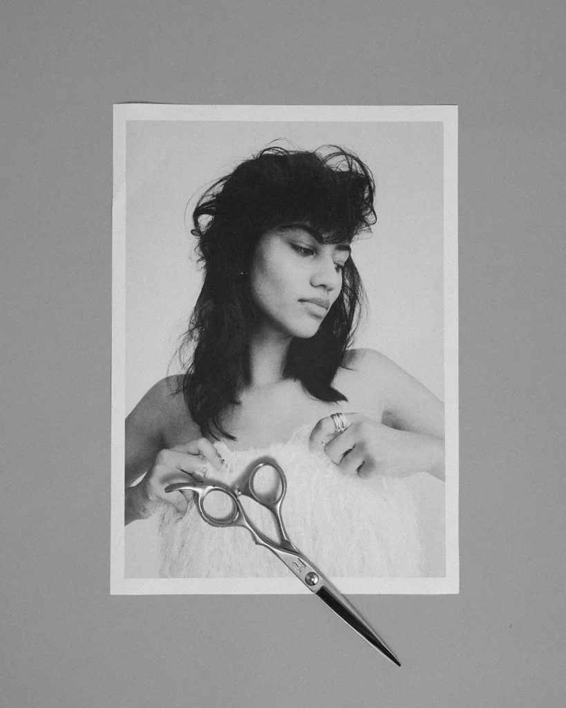 Hanzo shears laid on a portrait print